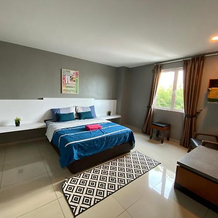 Straits Inc Apartment 5 , Bandar Melaka Exterior photo
